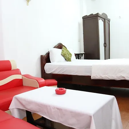 Hoang Cuong Hotel Hanoi Exterior photo